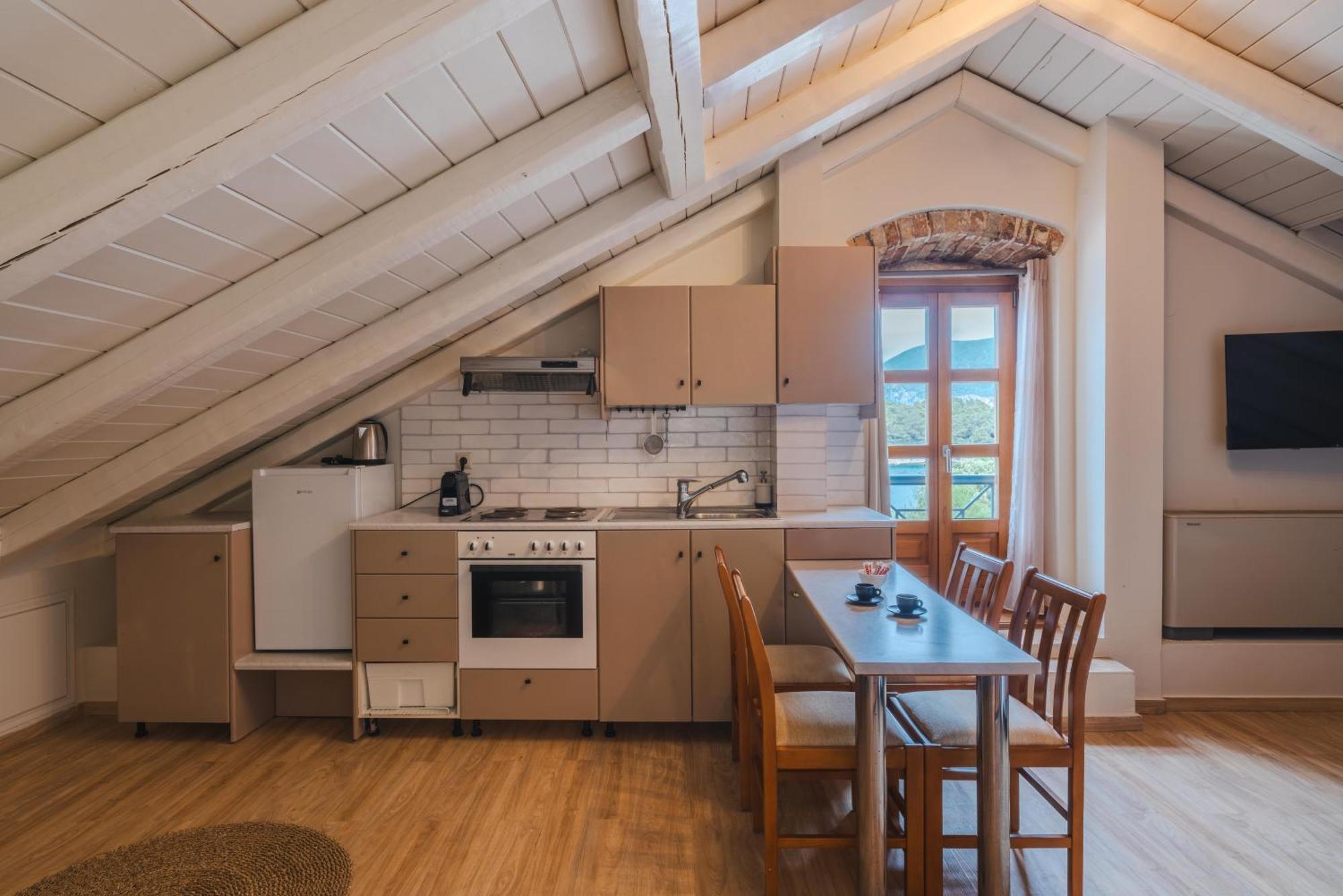 Authentic Suites In Fiscardo 피스카던 외부 사진